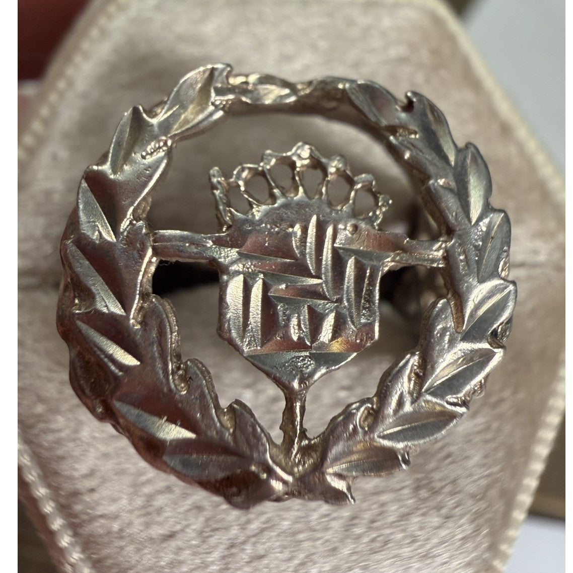Vintage Silver Tone Laurel Wreath Crown Ring Unisex Raised Center Design