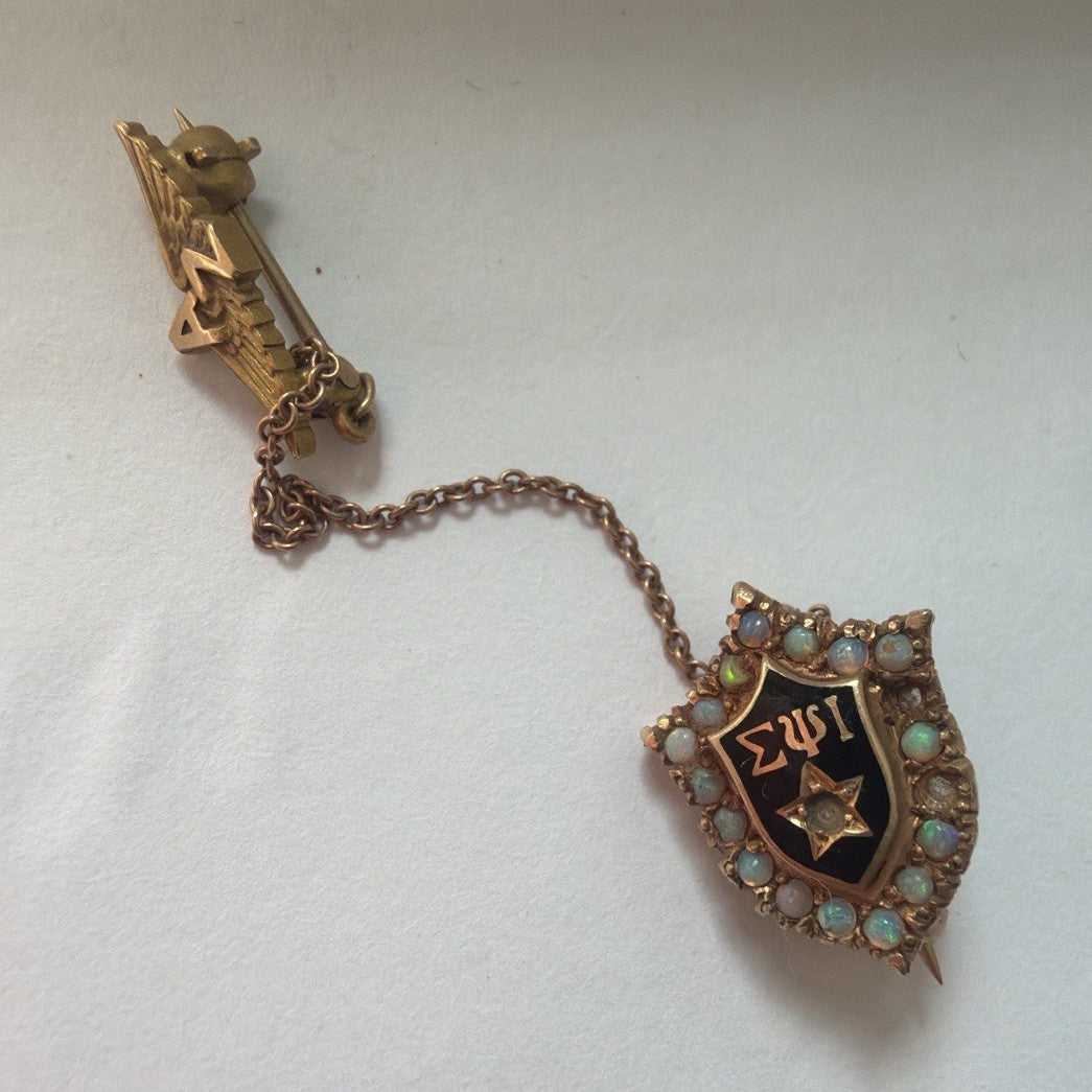 Antique 14K Gold Sigma Psi ΣΨ Opal Pearl Fraternity Badge Pin Guard Chain