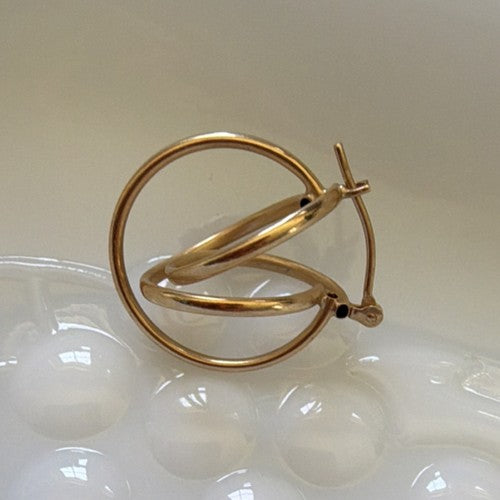Single 14K Yellow Gold Modernist Abstract Swirl Hoop Earring JCM Signed